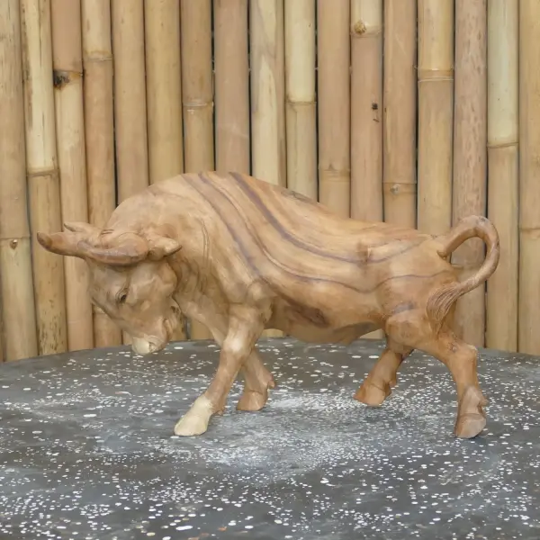 Product image 5 of the product “Walk bull head down made from suar wood, 30cm Height and 50cm Length ”
